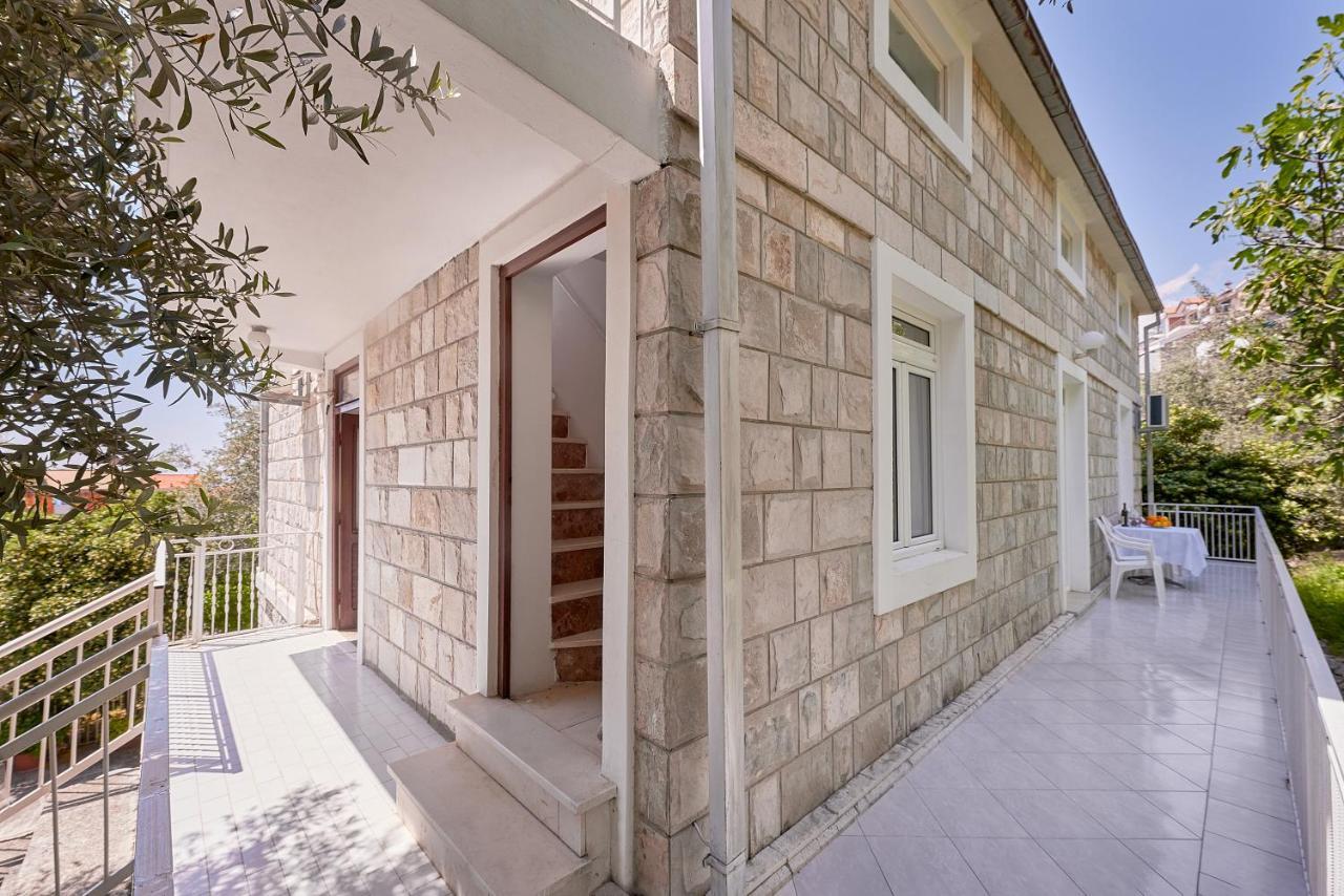 סבטי סטפן Apartmani Kuca U Maslinama מראה חיצוני תמונה
